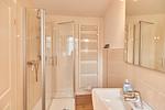 Badezimmer - Villa Pirola - Ferienwohnung 1 - Top-Hundeurlaub