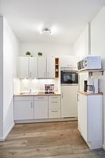 Küche / Küchenzeile - Villa Pirola - Ferienwohnung 4 - Top-Hundeurlaub