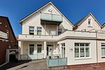 Fassade / Eingang - Villa Pirola - Ferienwohnung 4 - Top-Hundeurlaub