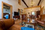 Wohnzimmer - Haus: Terrasse, Garten - Top-Hundeurlaub