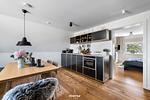 Küche / Küchenzeile - Ferienwohnung Blaue Ella Westerland auf Sylt - Top-Hundeurlaub