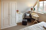 Schlafzimmer - Haus Sylti App. 4 - Top-Hundeurlaub