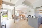 Wohnzimmer - Fiftyfour Home - Top-Hundeurlaub