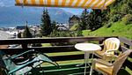 sonniger Balkon mit Berg- und Seeblick - 2-Zimmerwohnung - Top-Hundeurlaub