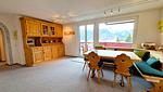 Esszimmer mit Durchreiche zur Küche - 6½-Zimmerwohnung - Top-Hundeurlaub