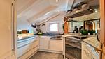 grosse, geschlossene Küche - 6½-Zimmerwohnung - Top-Hundeurlaub