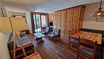Wohnzimmer mit Schrankbetten - 2½-Zimmerwohnung - Top-Hundeurlaub