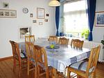 Wohnzimmer - Ferienwohnung Alte Grundschule Berdum 1 - Top-Hundeurlaub