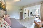 Schlafzimmer - Ferienwohnung „Waterkant“ am Wittensee – viel Platz, Garten und Spielscheune - Top-Hundeurlaub