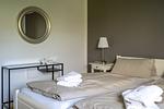 Schlafzimmer - Haus Pusteblume Wohnung 4 - Top-Hundeurlaub