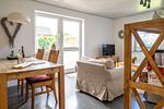 Wohnzimmer - Haus Pusteblume Wohnung 1 - Top-Hundeurlaub