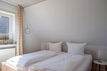Schlafzimmer - Haus Pusteblume Wohnung 3 - Top-Hundeurlaub