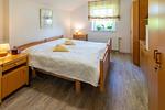 Schlafzimmer - Huus op de Wurf - Top-Hundeurlaub