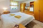 Schlafzimmer - Huus op de Wurf - Top-Hundeurlaub