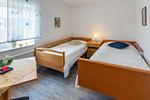 Schlafzimmer - Huus op de Wurf - Top-Hundeurlaub