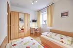 Schlafzimmer - Haus Walfänger - Ferienwohnung 2 - Top-Hundeurlaub