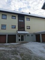 Fassade / Eingang - FeWo Kibo am Waldesrand - Top-Hundeurlaub