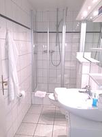 Badezimmer - "Seeblick" in der Villa Medici - Top-Hundeurlaub