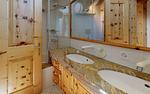 Badezimmer - Trais Tschiervs - Top-Hundeurlaub