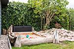 Sandkasten im Garten mit Spielzeug - Haus Windflüchter - Top-Hundeurlaub