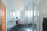 Badezimmer - Ferienwohnung Wilbur Olpenitz - Top-Hundeurlaub