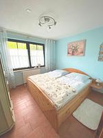 Schlafzimmer - Seestraße 75 Wohnung Erdgeschoß - Top-Hundeurlaub
