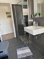 Badezimmer - V Gartenpalais Wohnung 1 - Top-Hundeurlaub