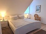 Schlafzimmer - Bahnhofstrasse 5 Wohnung Zingst - Top-Hundeurlaub