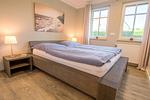 Schlafzimmer - Lindenstrasse 13 Wohnung Seenadel - Top-Hundeurlaub