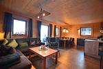 Wohnzimmer - Jägar Chalet - Feriendorf Via Claudia Haus 73 - Top-Hundeurlaub