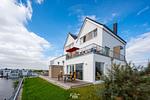 Fassade / Eingang - Ferienwohnung Kai 42 Olpenitz - Top-Hundeurlaub