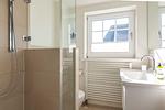 Badezimmer - Strandhaus Whg. 2 - Top-Hundeurlaub