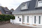 Fassade / Eingang - Strandhaus Whg. 1 - Top-Hundeurlaub