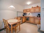 Küche / Küchenzeile - Komfort Ferienwohnung mit 2 Schlafzimmern und Balkon im Obergeschoss (194) - Top-Hundeurlaub