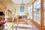 Essbereich im Wohnzimmer - Wohnung 4.4 - Seeschwalbe - Top-Hundeurlaub