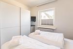 Deichlodge, Lodge. Eins, Schlafzimmer 2 - Ferienwohnung Deichlodge, Lodge. Eins - Top-Hundeurlaub