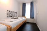 Schlafzimmer mit zwei Einzelbetten - Sünnslag 18 - Top-Hundeurlaub
