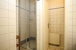 Badezimmer mit Dusche und WC - Wohnung 10-7 - Top-Hundeurlaub