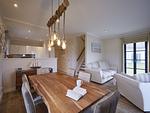 Wohnzimmer - Premium Reetdachvilla mit 3 Schlafzimmern, Sauna und Kamin (F04) - Top-Hundeurlaub