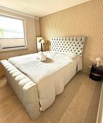 Schlafzimmer - FeWo Fontane - Kamin, Sauna, Meerblick, Badeteich - Top-Hundeurlaub