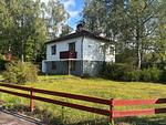 Hauptansicht des Ferienhauses Hus Björk in Fågelfors – Ferienhaus in Småland mit Garten - Hus Björk - Top-Hundeurlaub