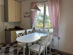 Essbereich in der Küche im Ferienhaus Hus Björk in Fågelfors – Ferienhaus in Småland - Hus Björk - Top-Hundeurlaub