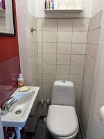 Badezimmer mit Dusche im Ferienhaus Hus Björk in Fågelfors – Ferienhaus für 5 Personen in Småland - Hus Björk - Top-Hundeurlaub