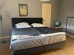 Schlafzimmer mit Doppelbett im Hus Silverdalen nahe Astrid Lindgren Welt - Hus Silverdalen - Top-Hundeurlaub