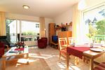 Wohnzimmer - Haus Ostseeallee 32b Fewo 1.2 - Top-Hundeurlaub