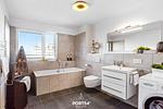Badezimmer - Ferienwohnung Hafen Loft Olpenitz - Top-Hundeurlaub