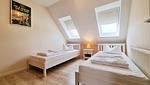 Schlafzimmer - Ferienhaushälfte "Seebrücke" Schönberger Strand an d. Ostsee - Top-Hundeurlaub
