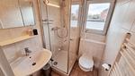 Badezimmer - Ferienwohnung "Achtern Diek 3" 1. Reihe an der Ostseeküste - Top-Hundeurlaub