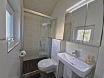 Badezimmer - Ferienhaus "Lönneberga" im Ferienpark Holm an der Ostsee - Top-Hundeurlaub