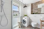 Badezimmer - Ferienwohnung LangeBank mit Hafenblick, App. 1, Olpenitz - Top-Hundeurlaub